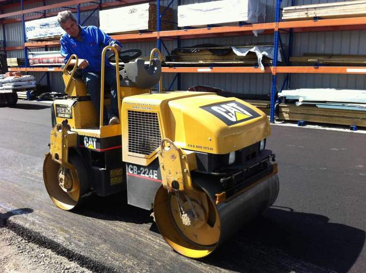 Asphalte cour industrielle Louiseville